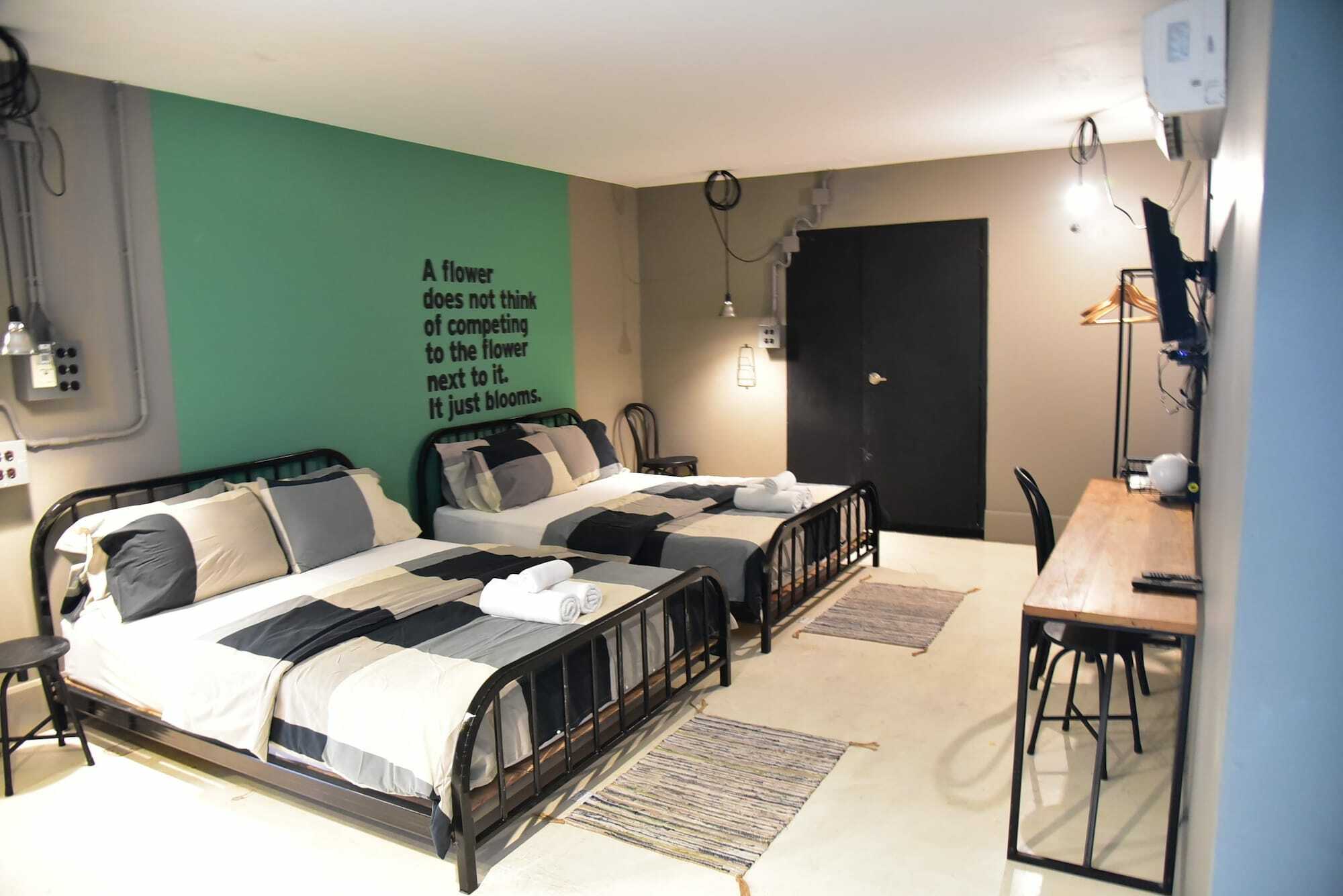 Hand Hotel Bangsaen Dış mekan fotoğraf